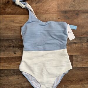 🩵🤍Blue and White One-Shoulder Swimsuit